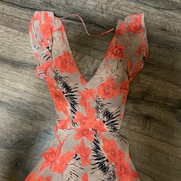 SOLD For love & Lemons π π Floral Mini Dress XS - Picture 6 of 11